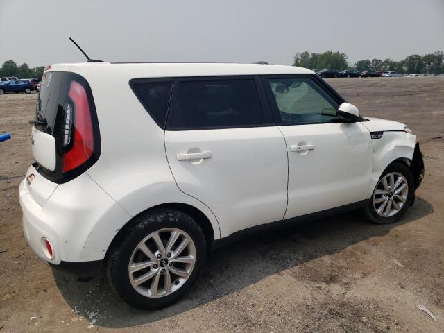 KNDJP3A54J7554064 - 2018 KIA SOUL + WHITE photo 3