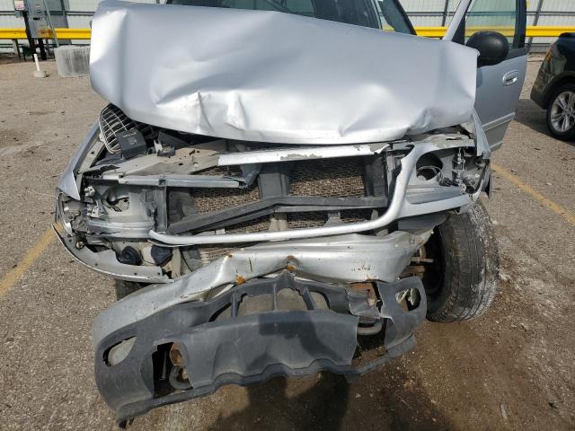 1FMPU16L31LB74263 - 2001 FORD EXPEDITION XLT SILVER photo 12