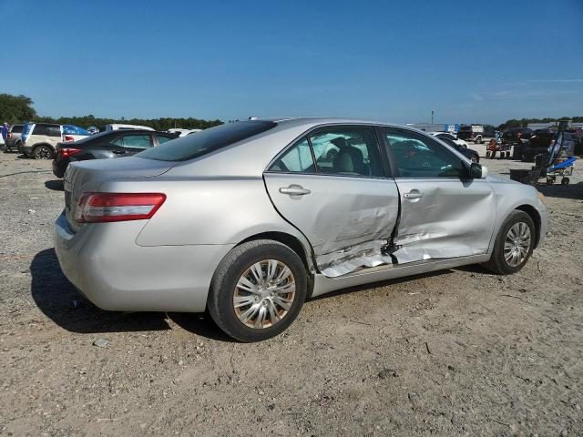4T1BF3EK6BU671103 - 2011 TOYOTA CAMRY BASE Сріблястий фото 3