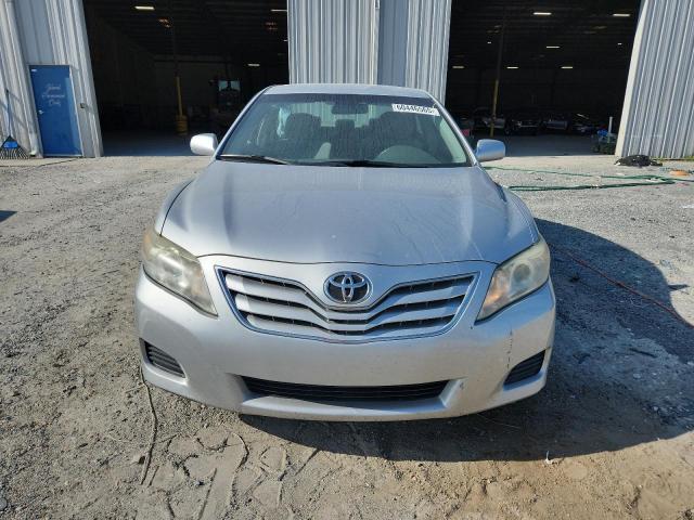 4T1BF3EK6BU671103 - 2011 TOYOTA CAMRY BASE Сріблястий фото 5