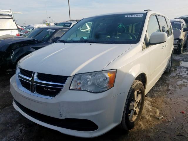 2D4RN3DG6BR638847 - 2011 DODGE GRAND CARAVAN MAINSTREET  photo 2