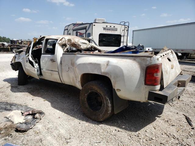 1GC4C0C87DF158378 - 2013 CHEVROLET SILVERADO C3500 LT WHITE photo 2