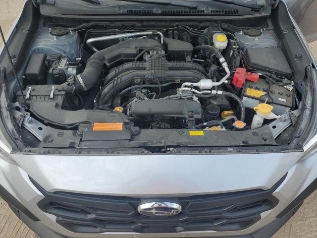 JF2GUABC8R8309358 - 2024 SUBARU CROSSTREK 银色 照片 11