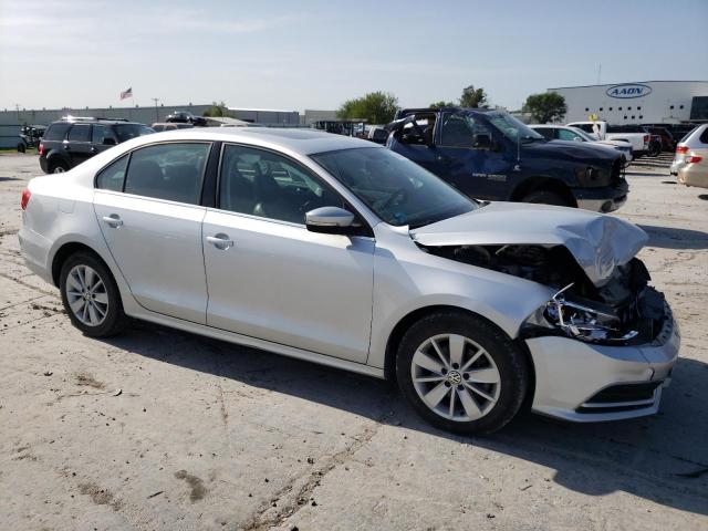 3VWLA7AJ8FM244685 - 2015 VOLKSWAGEN JETTA TDI SILVER photo 4