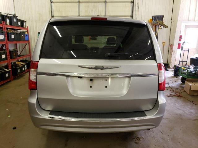 2A4RR8DG7BR645539 - 2011 CHRYSLER TOWN & COU TOURING L SILVER photo 6