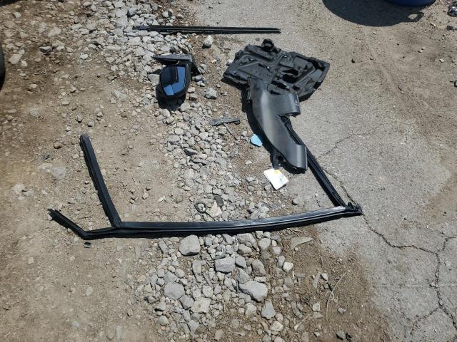 1FMCU9GD2JUC13214 - 2018 FORD ESCAPE SE Gris photo 13