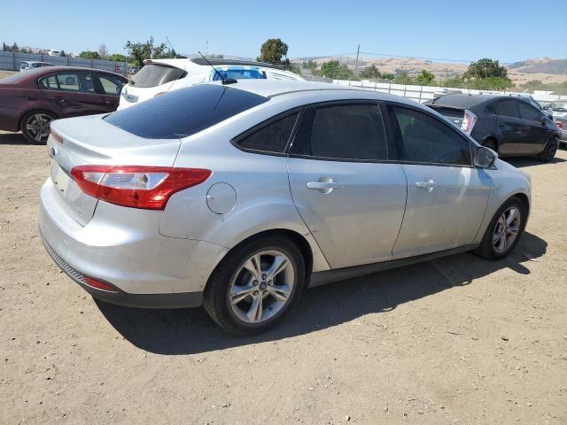 1FADP3F23EL139574 - 2014 FORD FOCUS SE SILVER photo 3