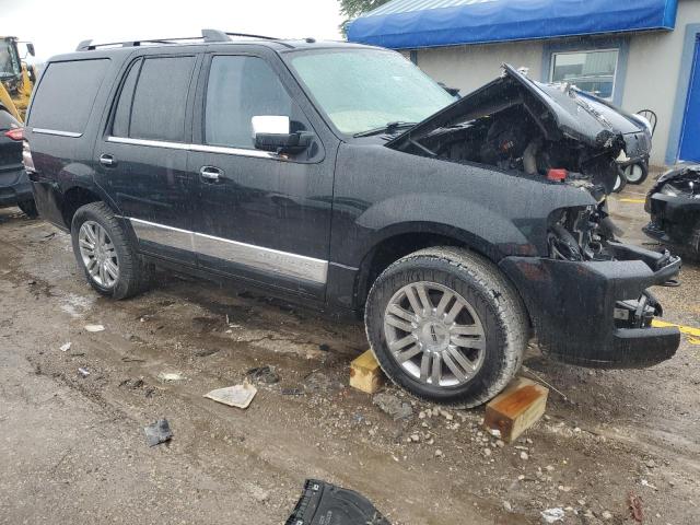 5LMFU285X7LJ08105 - 2007 LINCOLN NAVIGATOR BLACK photo 4