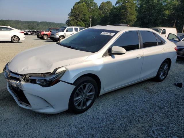 4T1BF1FK1GU225550 - 2016 TOYOTA CAMRY LE WHITE photo 1