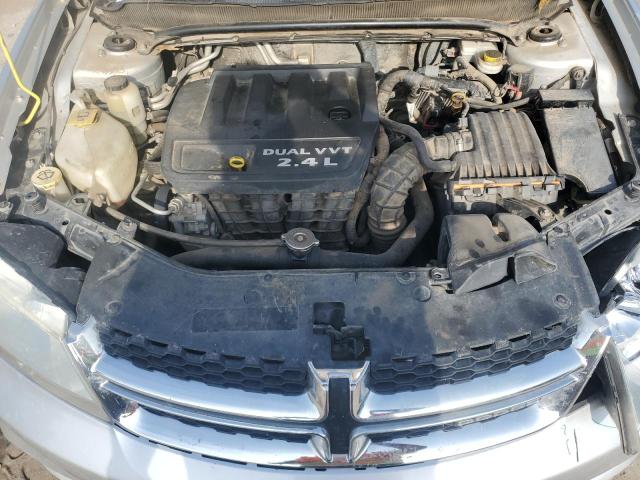 1B3BD4FB2BN558209 - 2011 DODGE AVENGER EXPRESS Srebrny zdjęcie 11