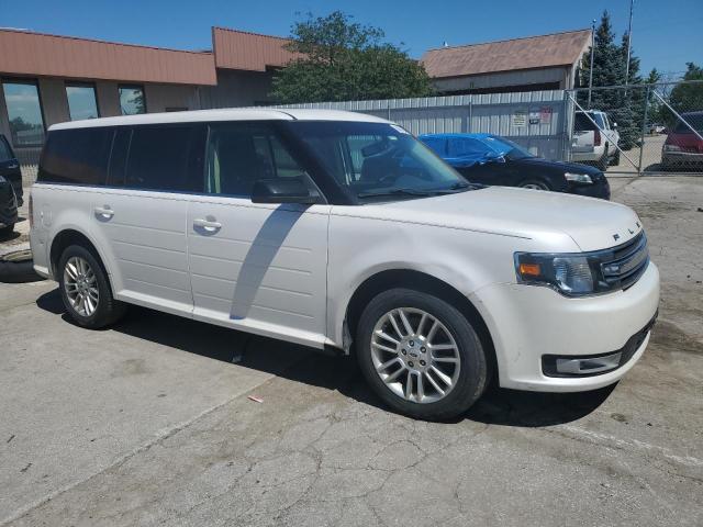 2FMGK5C89DBD17444 - 2013 FORD FLEX SEL WHITE photo 4