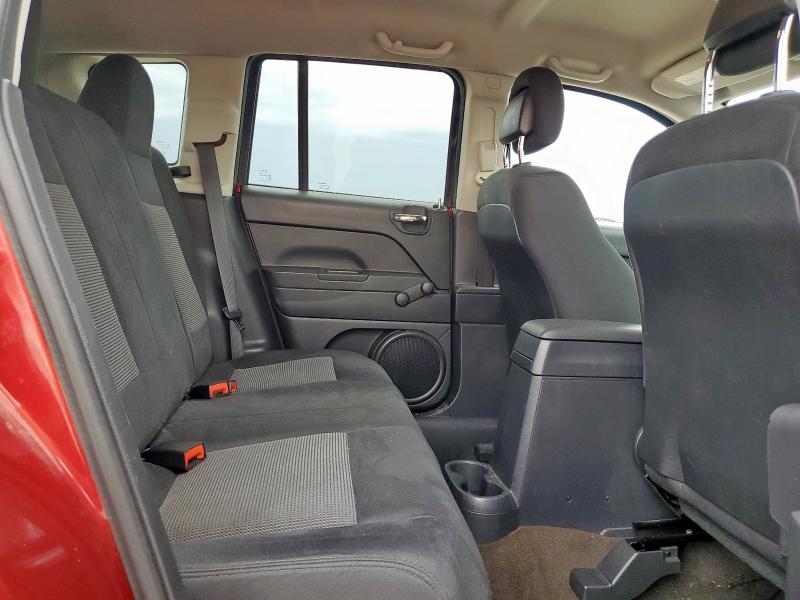 1C4NJCBAXED720366 - 2014 JEEP COMPASS SPORT Красный фото 11