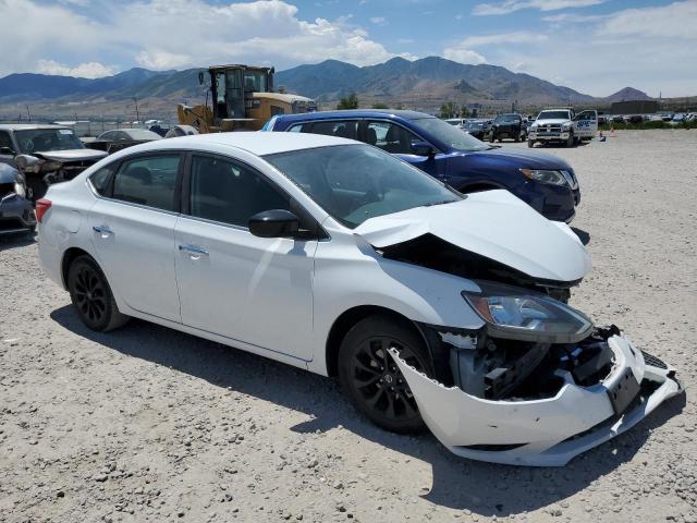 3N1AB7AP1JY249632 - 2018 NISSAN SENTRA S 白色 照片 4