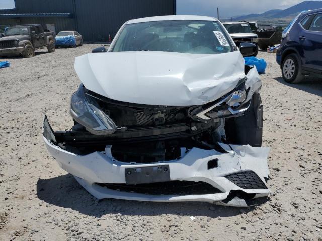 3N1AB7AP1JY249632 - 2018 NISSAN SENTRA S 白色 照片 5