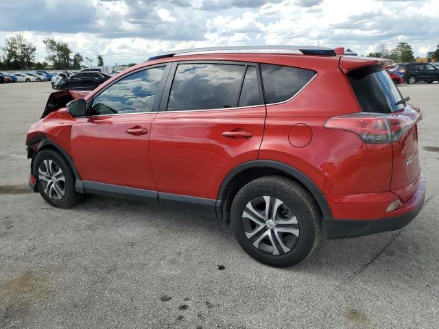 JTMZFREV3HJ128303 - 2017 TOYOTA RAV4 LE RED photo 2