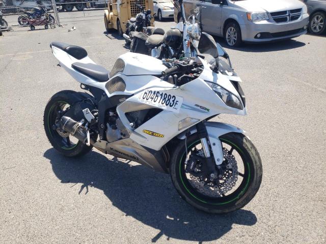 JKBZXJE18HA025766 - 2017 KAWASAKI ZX636 E WHITE photo 1