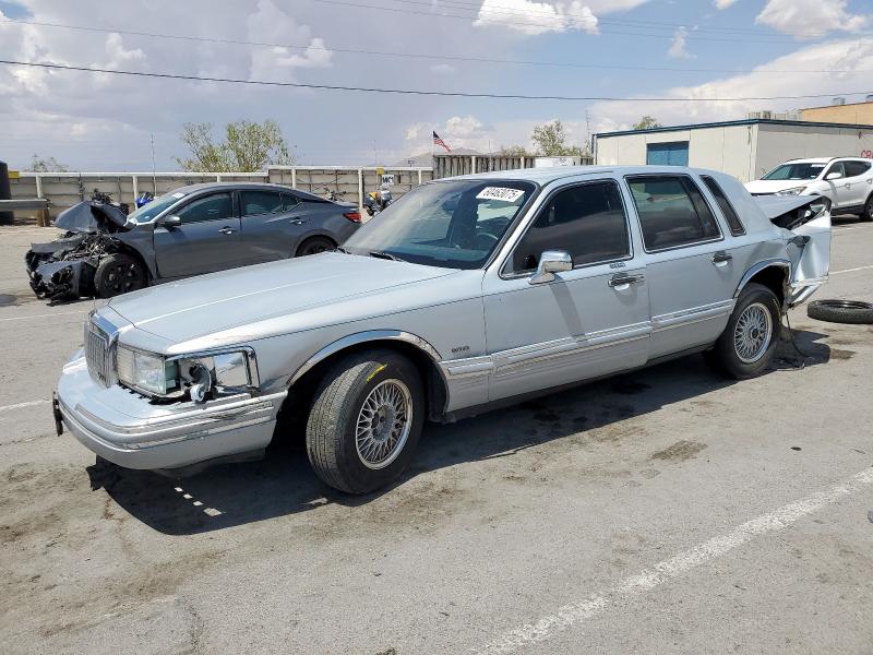 1993 LINCOLN TOWN CAR SIGNATURE, null