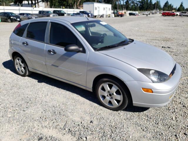 3FAFP37332R131150 - 2002 FORD FOCUS ZX5 GRAY photo 4