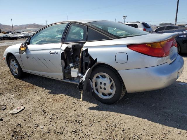 1G8ZY14792Z286789 - 2002 SATURN SC2 SILVER photo 2