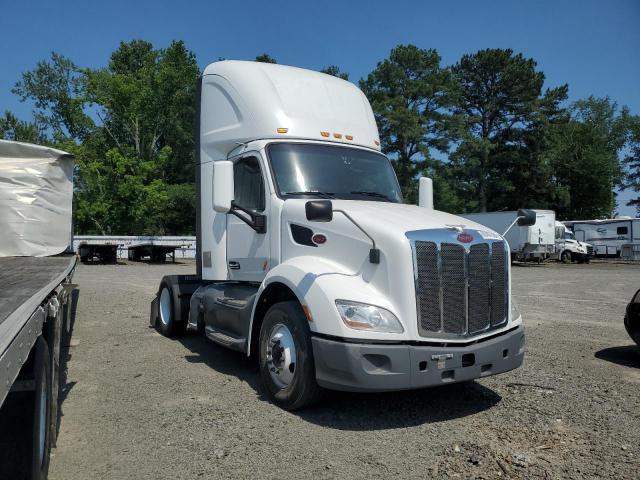 2020 PETERBILT 579, null