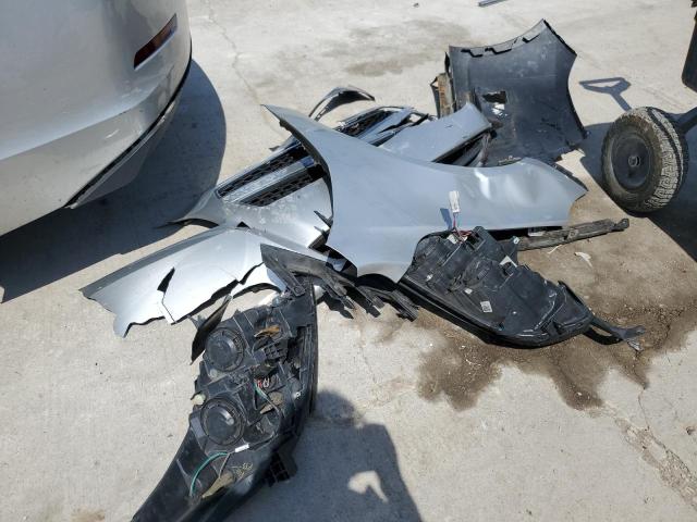 1G11C5SL0FU100321 - 2015 CHEVROLET MALIBU 1LT 银色 照片 12