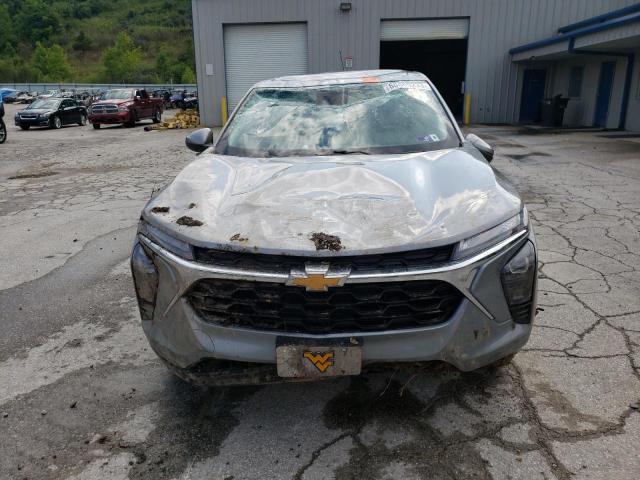 KL77LFE23RC020898 - 2024 CHEVROLET TRAX LS GRAY photo 5