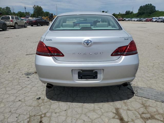 4T1BK36B58U300310 - 2008 TOYOTA AVALON XL SILVER photo 6