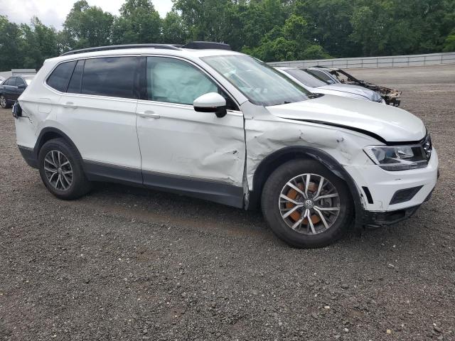 3VV3B7AX0LM130004 - 2020 VOLKSWAGEN TIGUAN SE WHITE photo 4