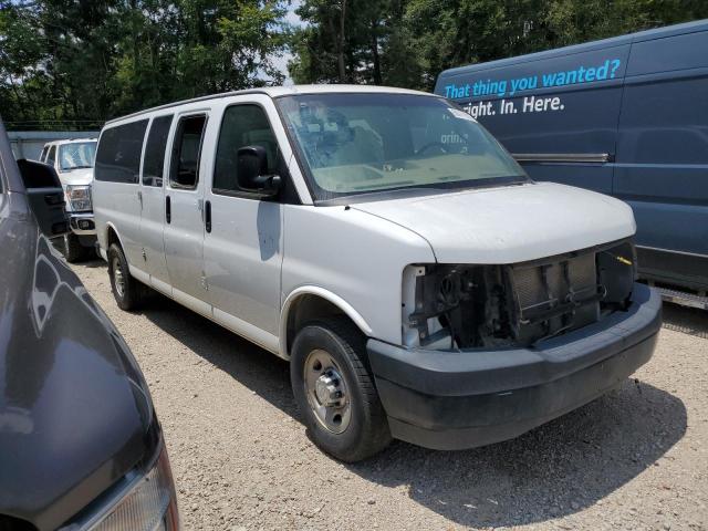 1GAZGNFG0H1288136 - 2017 CHEVROLET EXPRESS G3 LS WHITE photo 4