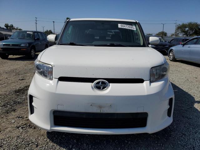 JTLZE4FEXB1120134 - 2011 TOYOTA SCION XB WHITE photo 5