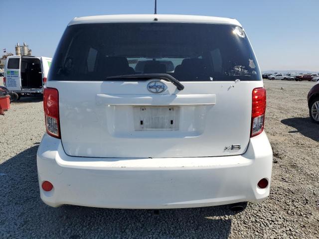 JTLZE4FEXB1120134 - 2011 TOYOTA SCION XB WHITE photo 6