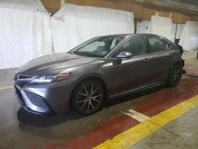 4T1G11BK2RU115796 - 2024 TOYOTA CAMRY SE NIGHT SHADE CHARCOAL photo 1