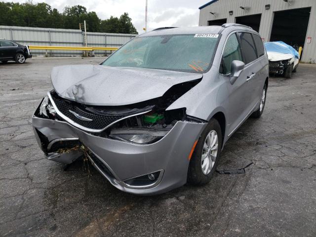 2C4RC1BG6KR581365 - 2019 CHRYSLER PACIFICA TOURING L GRAY photo 2