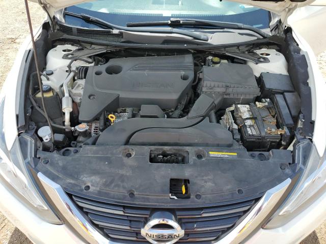 1N4AL3APXHC489712 - 2017 NISSAN ALTIMA 2.5 WHITE photo 11