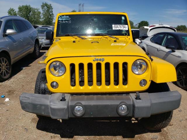 1C4BJWEG6FL624066 - 2015 JEEP WRANGLER U SAHARA YELLOW photo 5