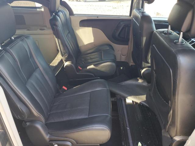 2A4RR8DG0BR716323 - 2011 CHRYSLER TOWN & COU TOURING L SILVER photo 11