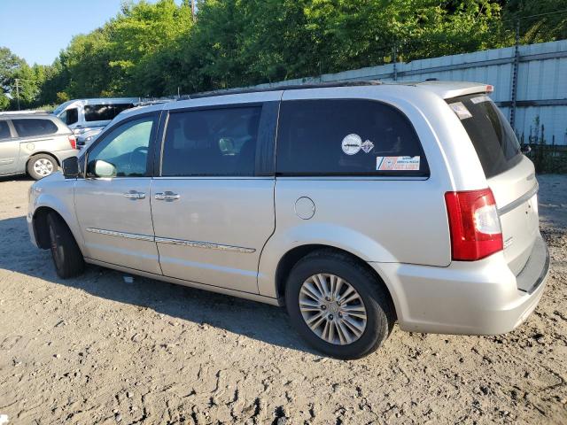 2A4RR8DG0BR716323 - 2011 CHRYSLER TOWN & COU TOURING L SILVER photo 2