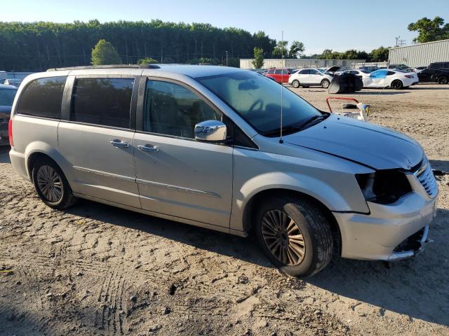 2A4RR8DG0BR716323 - 2011 CHRYSLER TOWN & COU TOURING L SILVER photo 4