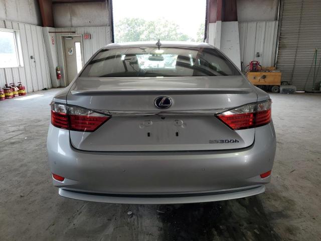 JTHBW1GG8F2081616 - 2015 LEXUS ES 300H SILVER photo 6