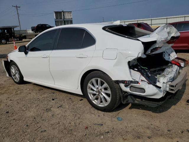 4T1C11AK3RU917290 - 2024 TOYOTA CAMRY LE 白色 照片 2