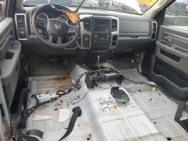 3C63R3HL0FG561183 - 2015 RAM 3500 SLT 白色 照片 8