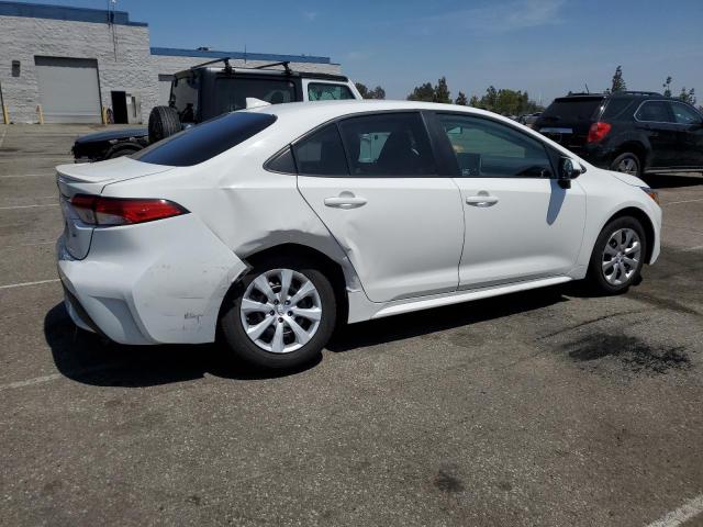 5YFEPMAE9MP222146 - 2021 TOYOTA COROLLA LE თეთრი ფოტო 3