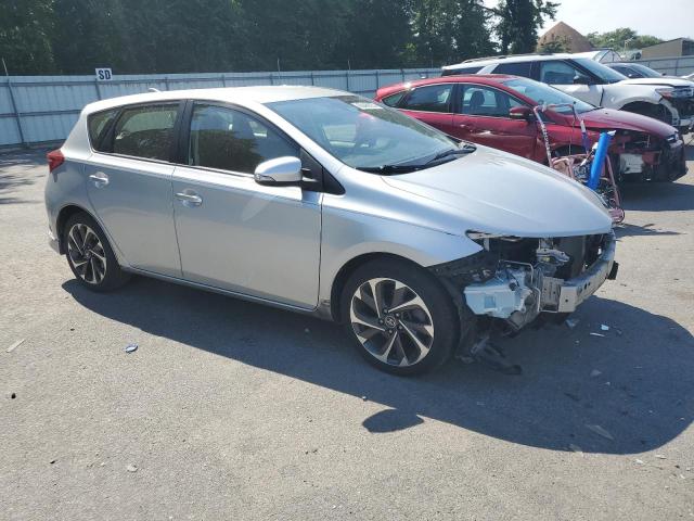 JTNKARJE1JJ560475 - 2018 TOYOTA COROLLA IM SILVER photo 4