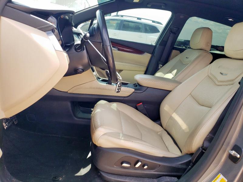 1GYKNDRS9JZ193696 - 2018 CADILLAC XT5 LUXURY თაფლისფერი ფოტო 7