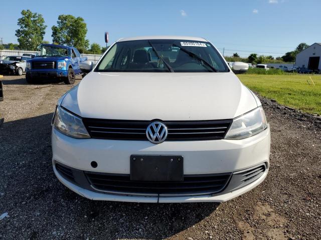 3VWDP7AJ5DM356439 - 2013 VOLKSWAGEN JETTA SE WHITE photo 5