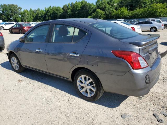 3N1CN7AP8JL826590 - 2018 NISSAN VERSA S GRAY photo 2