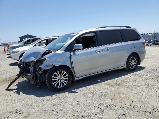 2018 TOYOTA SIENNA XLE, 