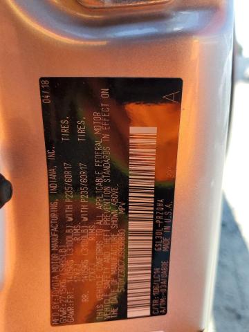 5TDYZ3DC7JS936890 - 2018 TOYOTA SIENNA XLE فضي صورة 14