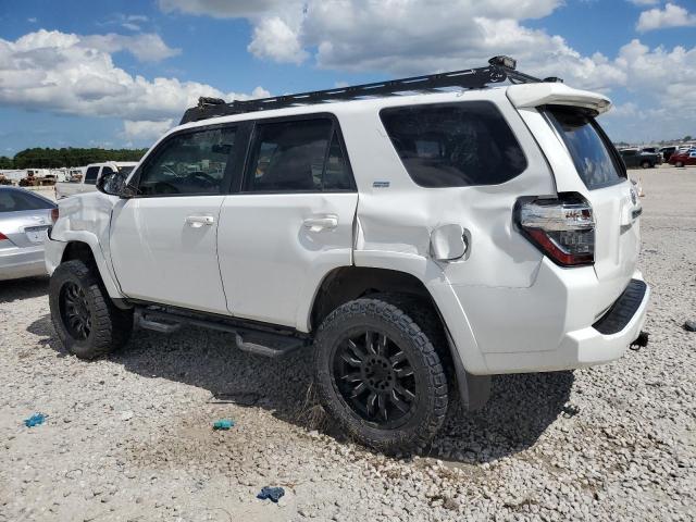 JTEBU5JR4K5612792 - 2019 TOYOTA 4RUNNER SR5 WHITE photo 2