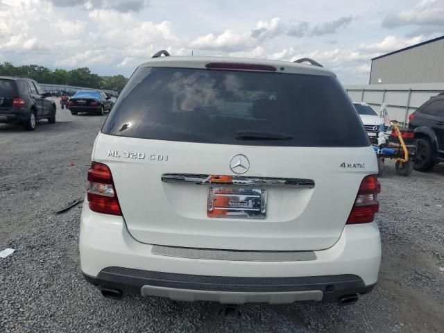 4JGBB22E68A389672 - 2008 MERCEDES-BENZ ML 320 CDI WHITE photo 6